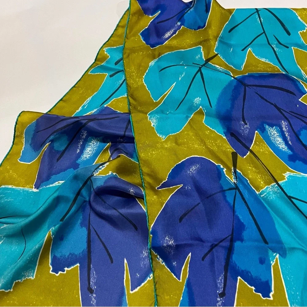 Vintage Vera Neumann Floral Oblong Scarf hand rolled